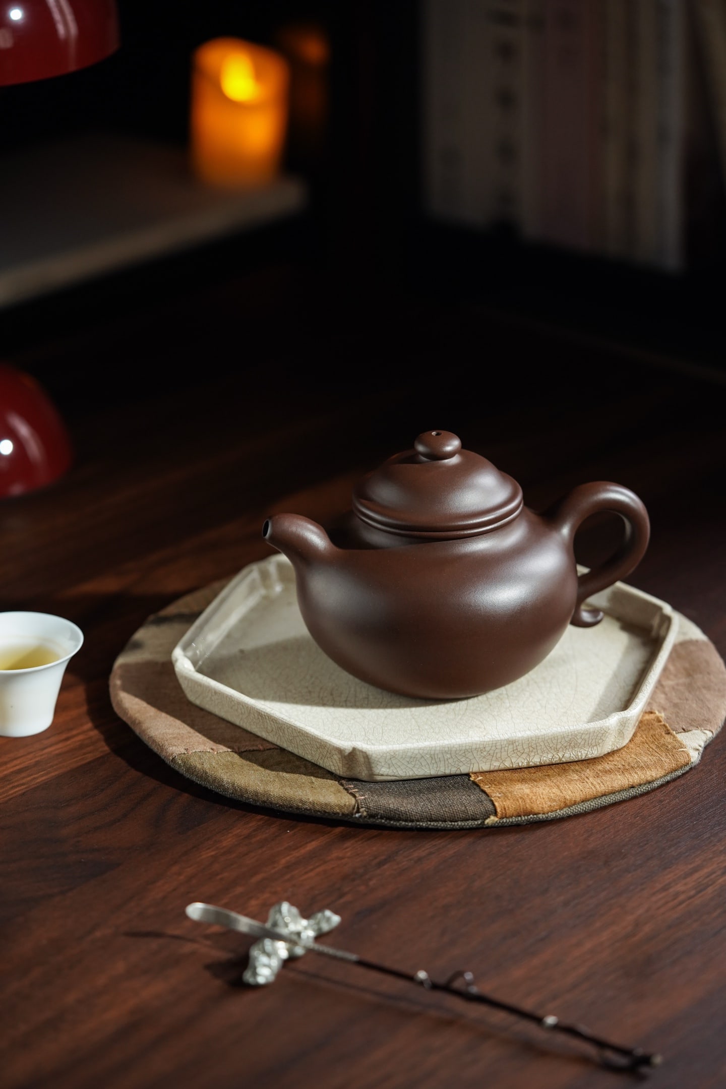 Lotus Seed X Mugu Precision: Lotus Seed X Mugu Fine Craftsmanship 400cc Premium Aged Purple Clay Mugu Lustrous Shape Classic form and spirit, exquisite details, lightweight body, good handling and playing effect. Provenance:from 