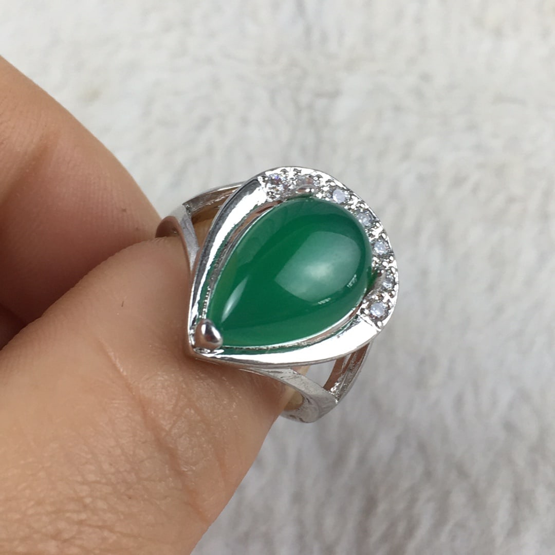 Jade set - 8