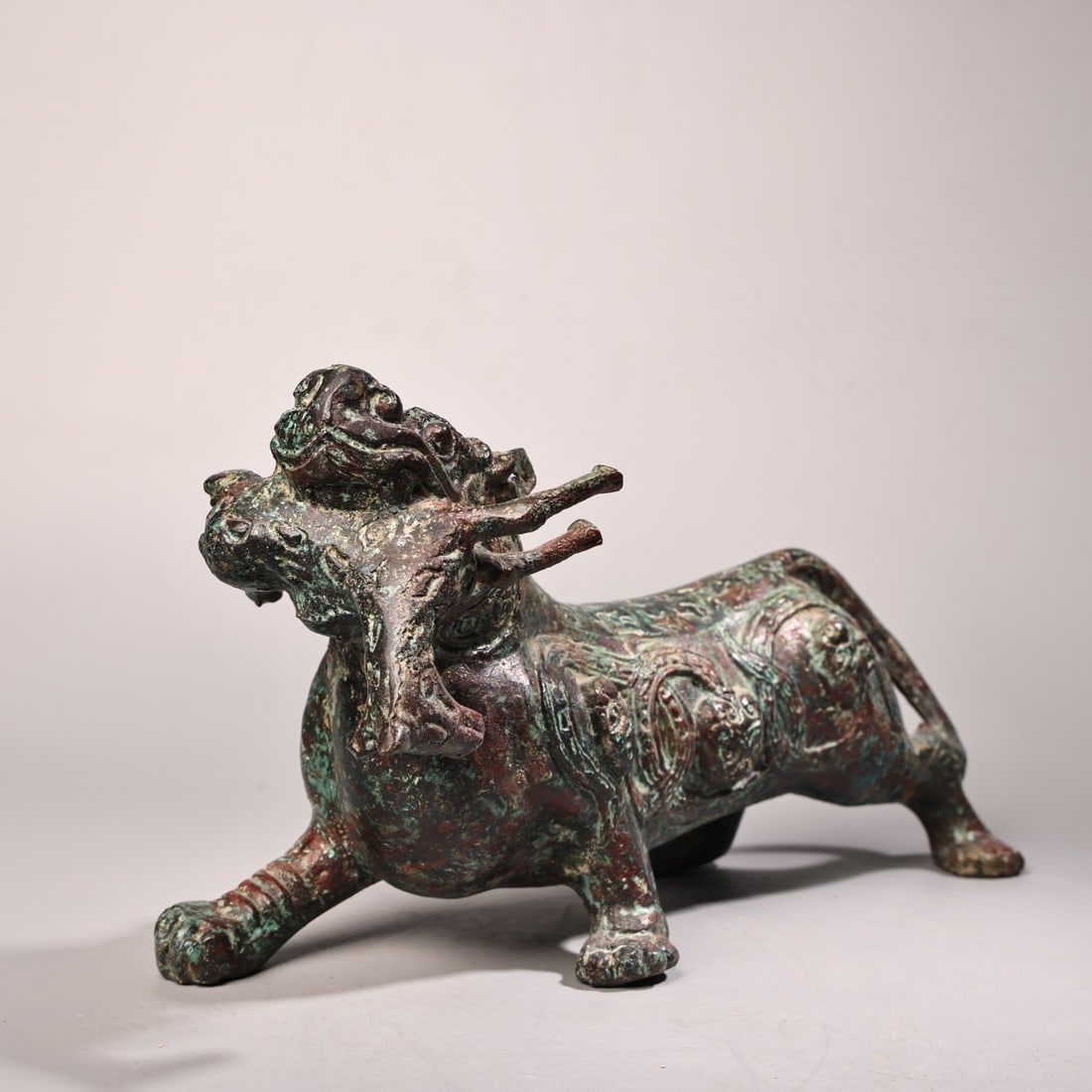 Rare bronze artifacts with inscriptions depicting reptiles and animals. - 2