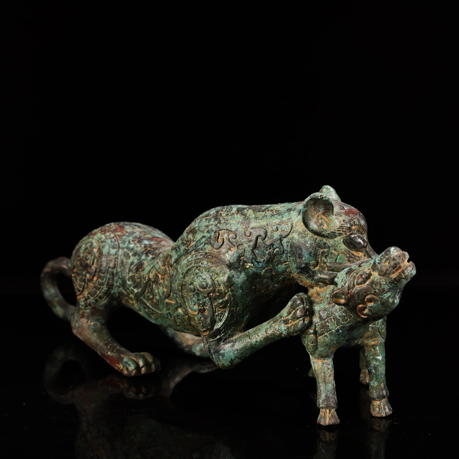 Rare bronze hunting animal with inscription from an old collection - 3