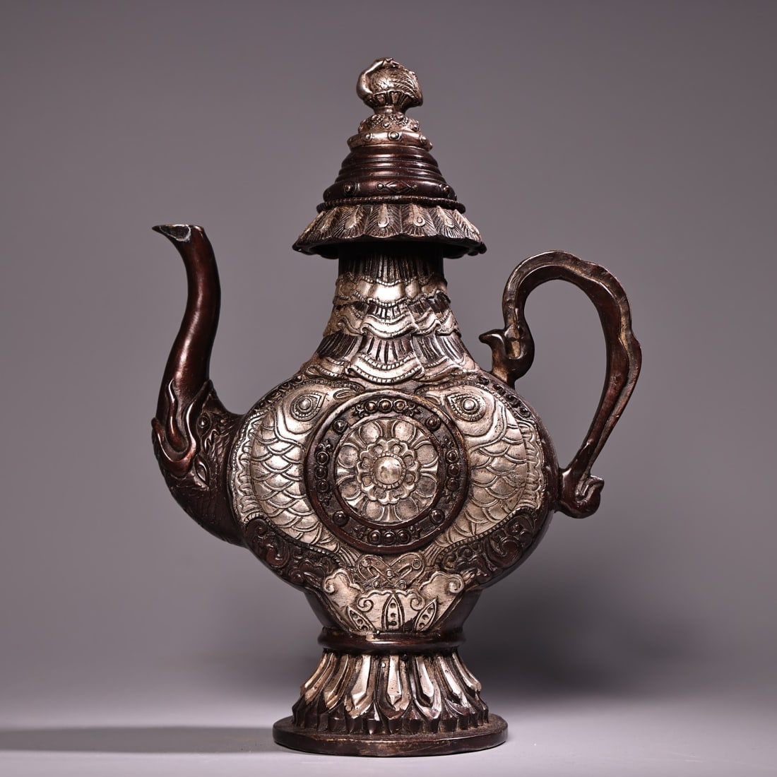 Rare antique pure copper high-relief engraved silver-plated Tibetan-style auspicious eight treasures (1 of 12)