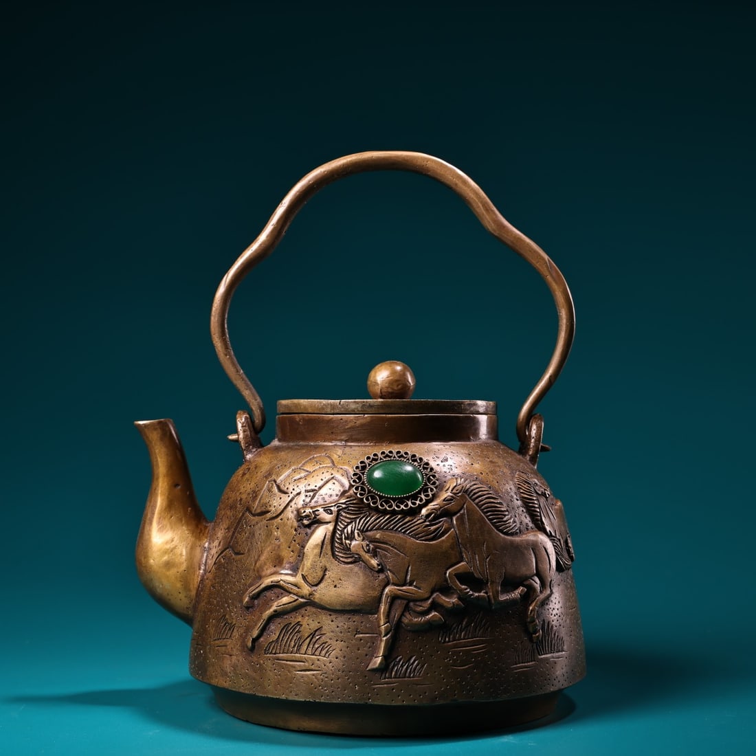 Rare antique collection: Pure copper high-relief engraved teapot (1 of 9)
