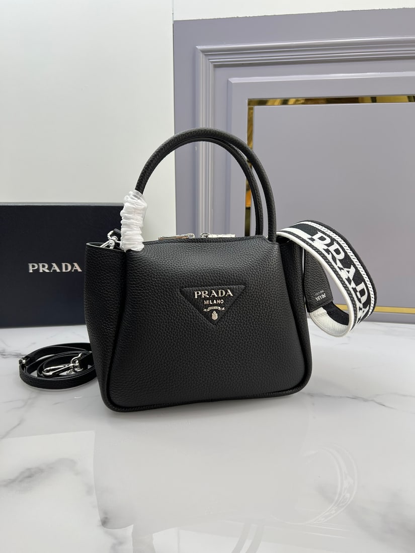 PRADA - 3