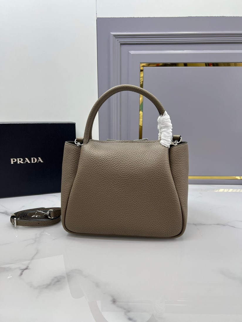 PRADA - 2