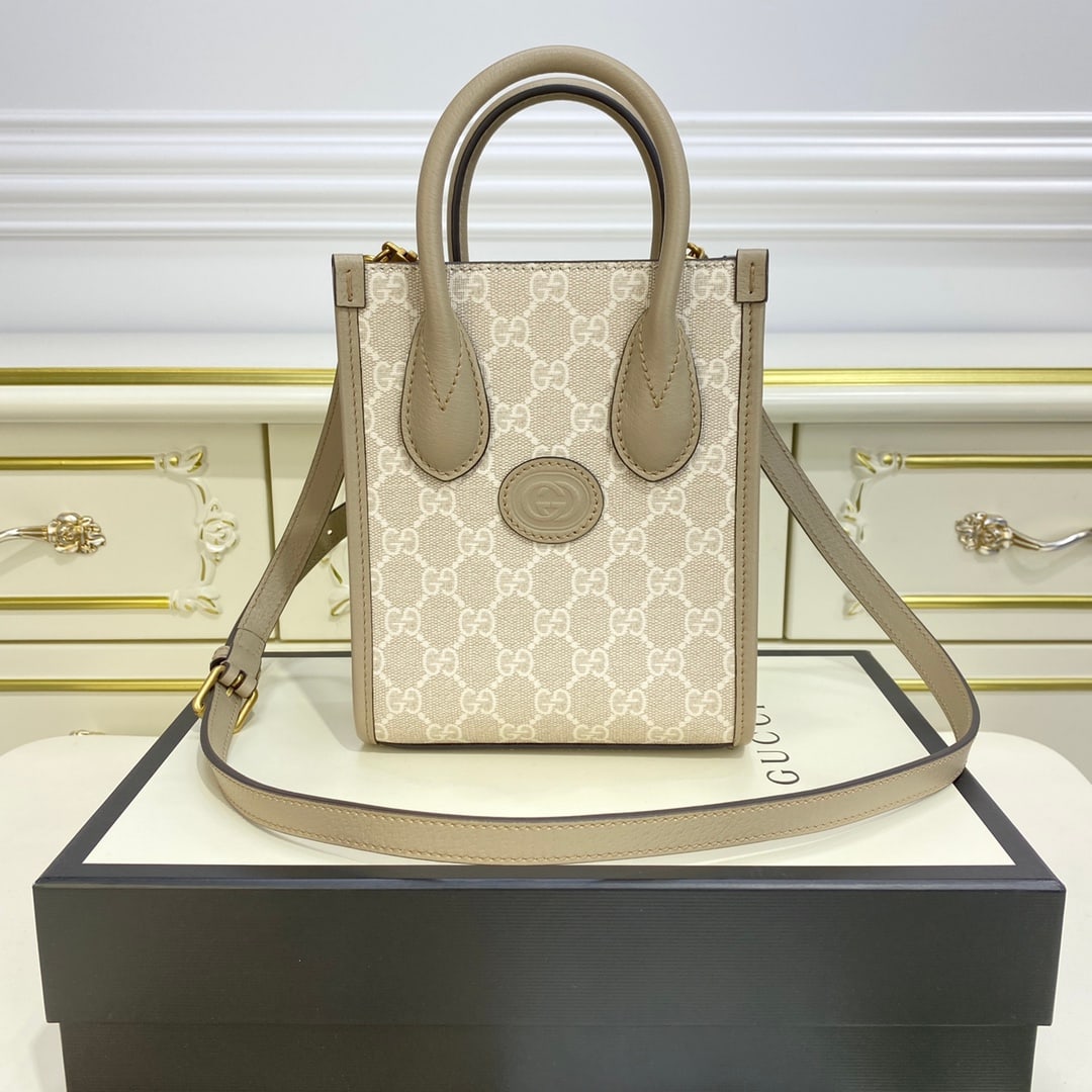 GUCCI Retro (1 of 8)