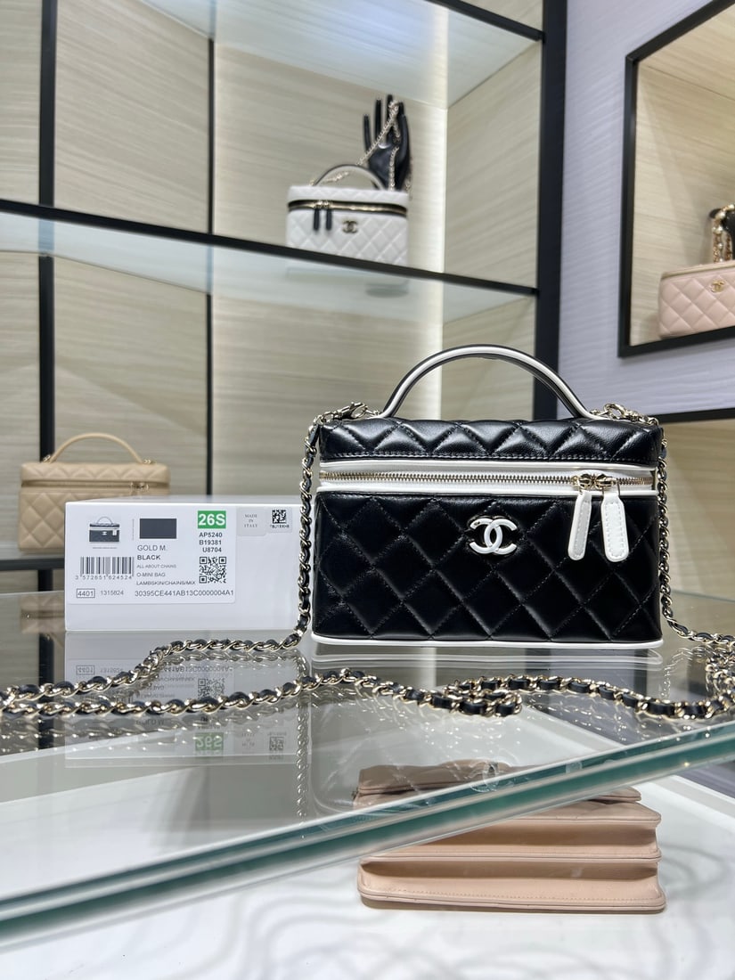 CHANEL: New panda-themed LP bag We offer FREE SHIPPING for both domestic and international clients.We accept wire transfer and card payment, for the convenience of international clients' payments, we have loc