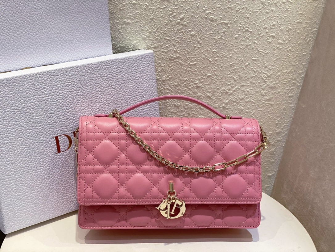 Christian Dior MISS DIOR: MISS DIOR Handbag (Pink Lambskin Cannage) The Miss Dior handbag is from the 2024 Early Spring collection, elegant and practical. Crafted from lambskin leather with cannage stitching, it features a fla
