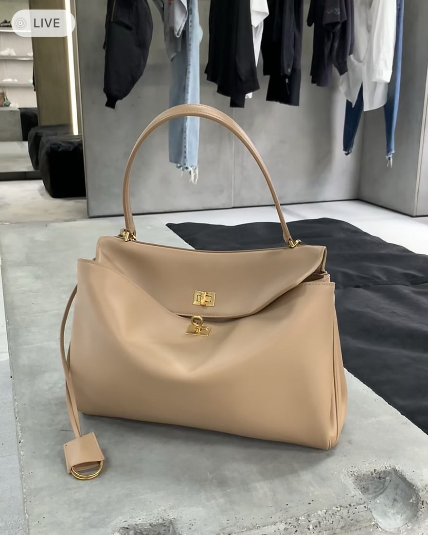 Balenciaga: Balenciaga We offer FREE SHIPPING for both domestic and international clients.We accept wire transfer and card payment, for the convenience of international clients' payments, we have local bank accou