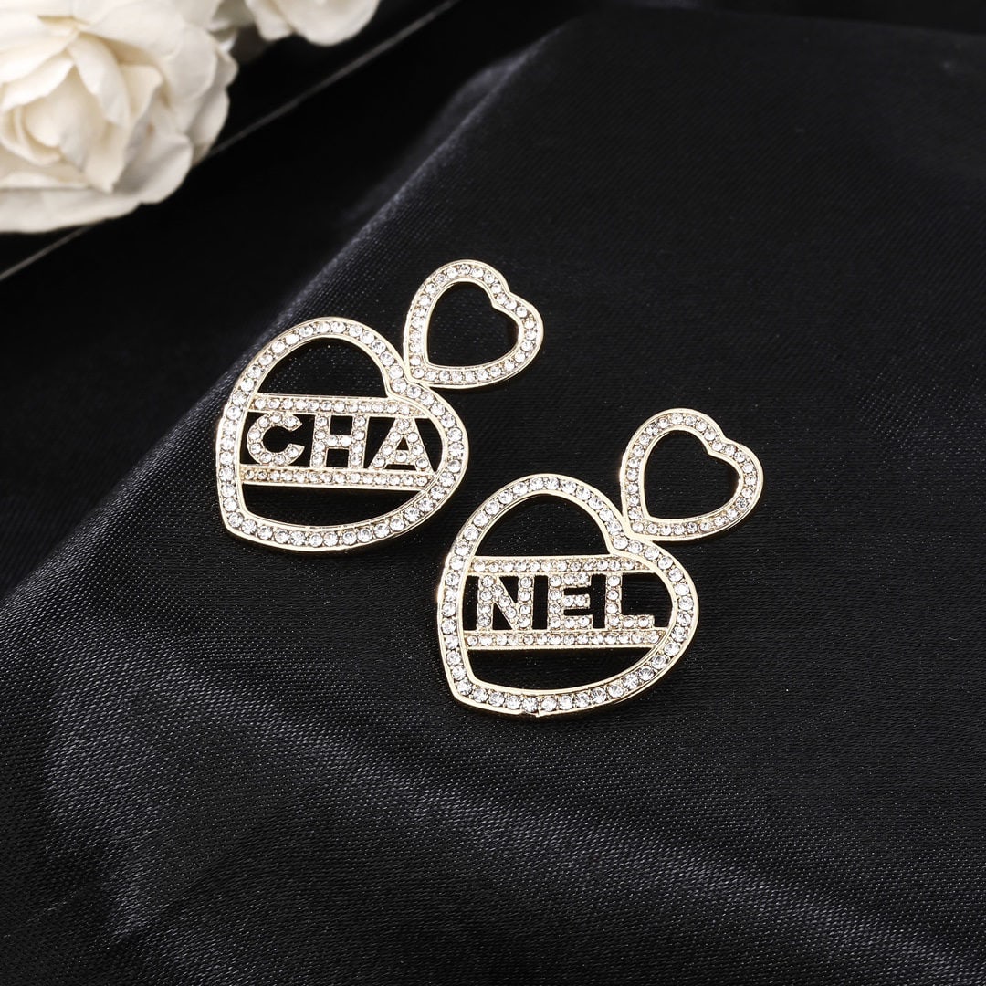 Chanel Heart Earrings Double C Studs: Chanel Heart Earrings Double C Studs We offer FREE SHIPPING for both domestic and international clients.We accept wire transfer and card payment, for the convenience of international clients' payments
