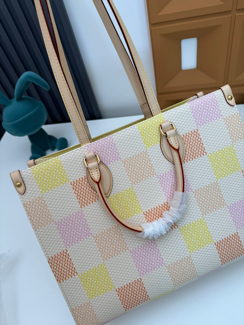 LV checkerboard pattern - 7