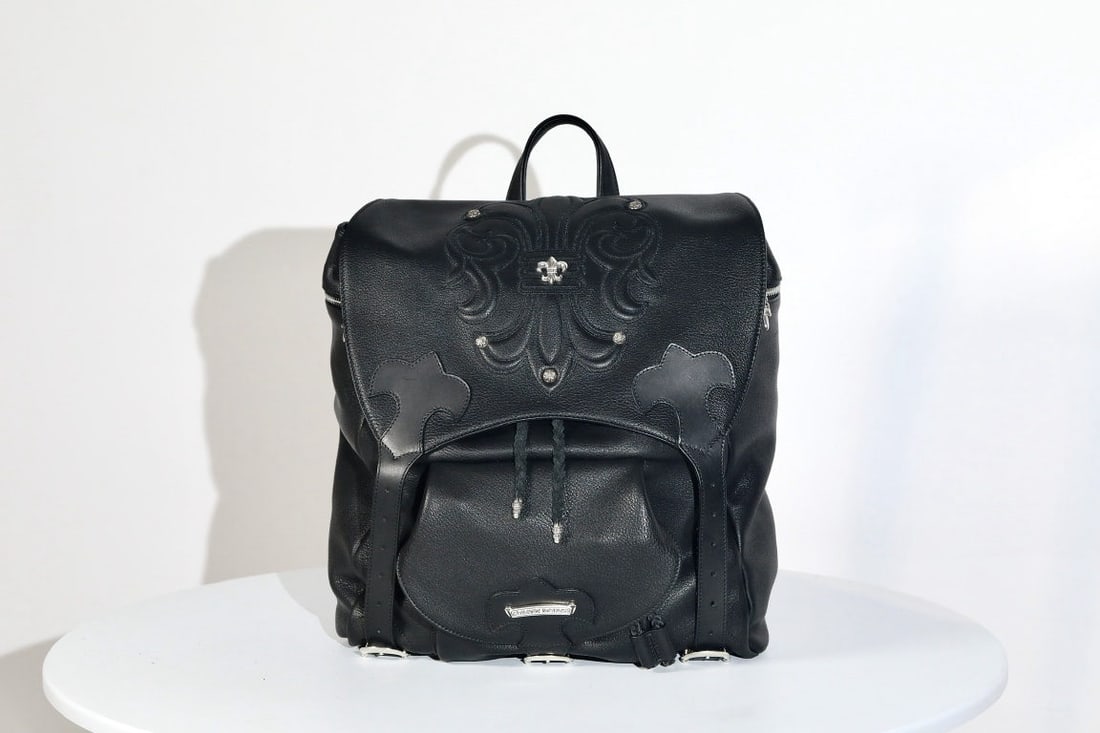 Chrome Hearts Scout Flower Backpack: K034 Chrome Hearts Scout Floral Backpack, Wood patterned and Tumbled Leather (Approx. 172g total weight), Dimensions: 40x30x13cm We offer FREE SHIPPING for both domestic and international clients.We a