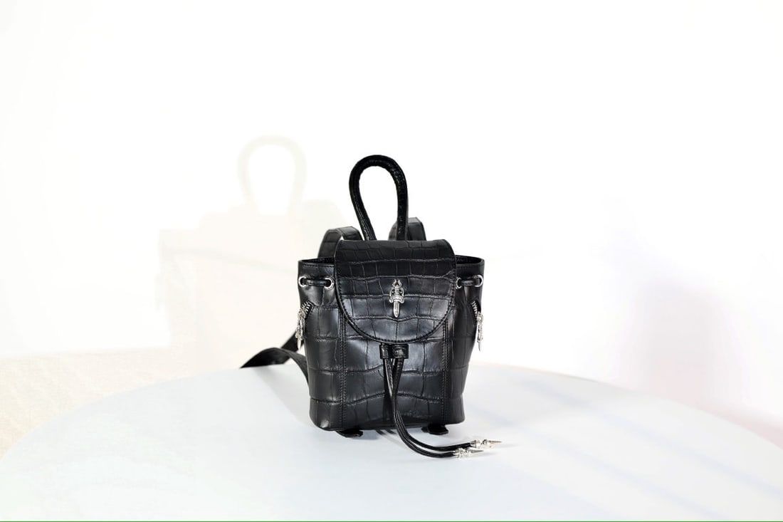 Chrome Hearts mini backpack: K033 1 Chrome Hearts mini backpack, crocodile leather (approx. 93g total weight), dimensions 17x15x8cm We offer FREE SHIPPING for both domestic and international clients.We accept wire transfer and ca
