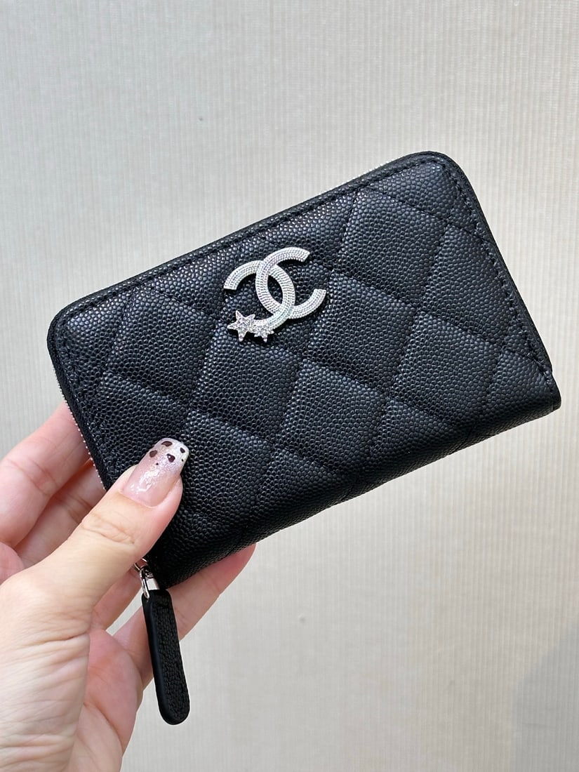 CHANEL Coin Purse: This caviar patterned leather coin purse can hold cash or ID cards! Perfect for everyday outings and travel! We offer FREE SHIPPING for both domestic and international clients.We accept wire transfer 
