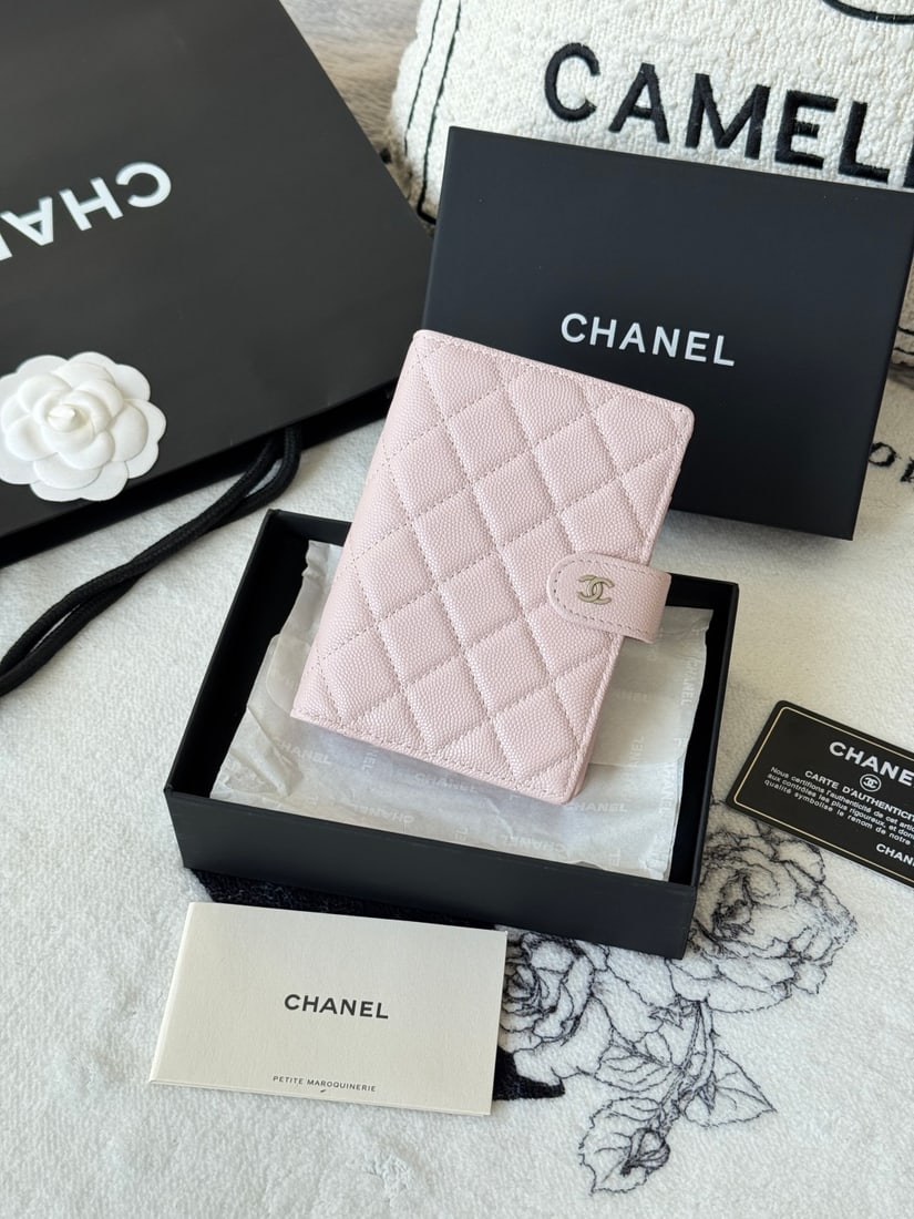 CHANEL Multi functional Passport Holder: CHANEL Multi functional Passport Holder in Caviar Leather Two in One Wallet (15 x 10 x 3 cm) We offer FREE SHIPPING for both domestic and international clients.We accept wire transfer and card payment