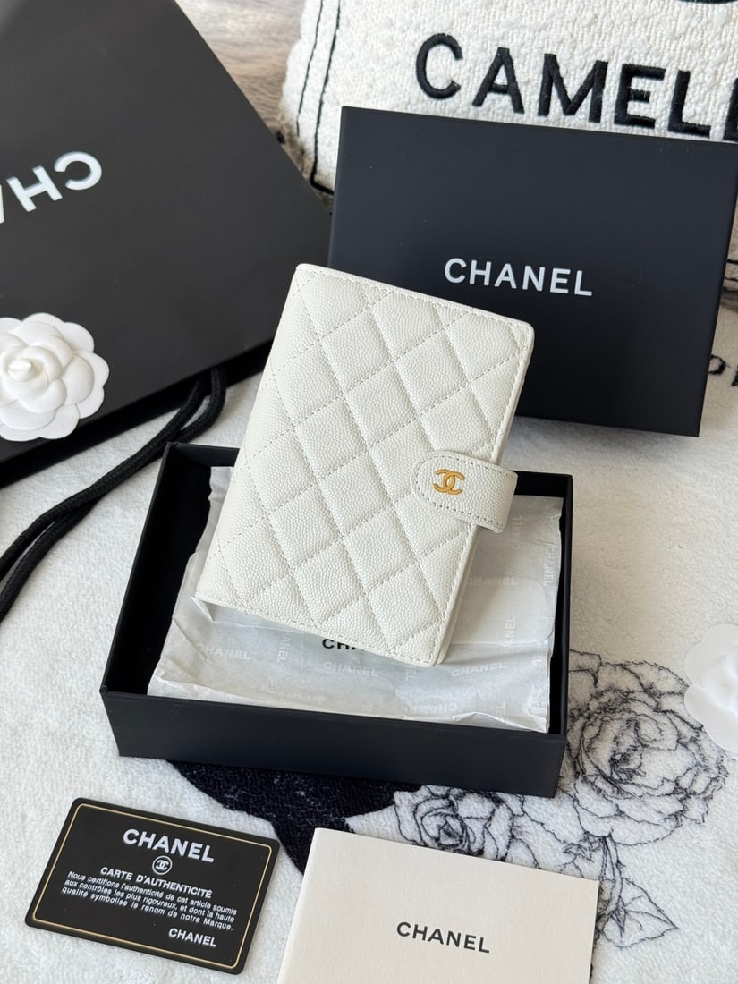 CHANEL Multi functional Passport Holder: CHANEL Multi functional Passport Holder in Caviar Leather Two in One Wallet (15 x 10 x 3 cm) We offer FREE SHIPPING for both domestic and international clients.We accept wire transfer and card payment