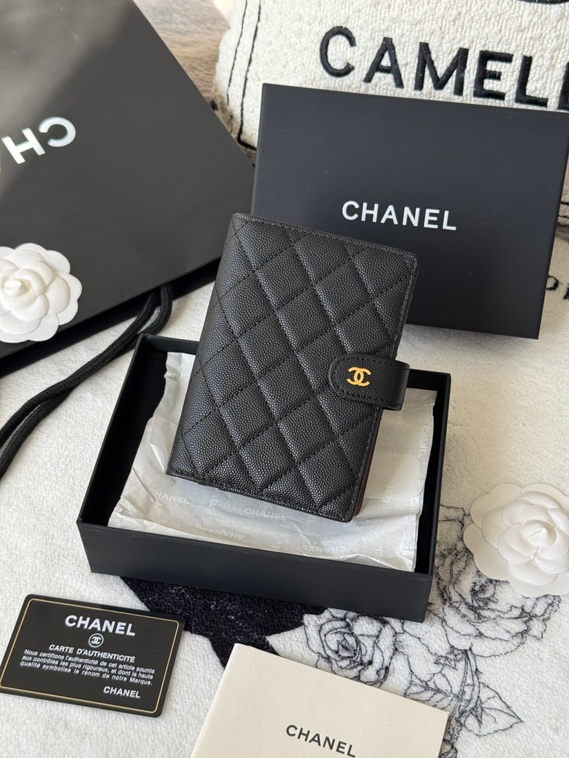 CHANEL Multi functional Passport Holder: CHANEL Multi functional Passport Holder in Caviar Leather Two in One Wallet (15 x 10 x 3 cm) We offer FREE SHIPPING for both domestic and international clients.We accept wire transfer and card payment