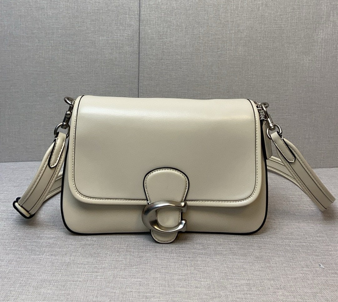 COACH: COACH SoftTabby oil-waxed leather for a more luxurious feel; all black is really cool. Size 26/16 We offer FREE SHIPPING for both domestic and international clients.We accept wire transfer and card