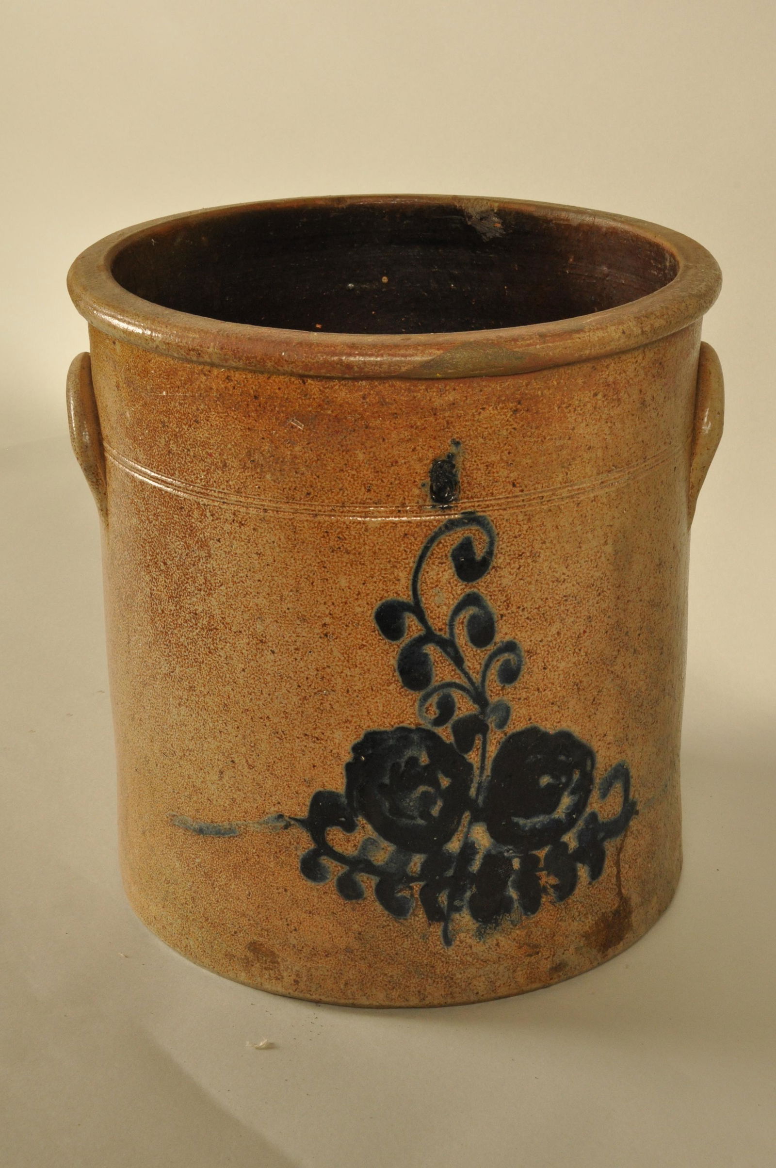Blue Decorated Stoneware Crock: Incised "#6" Cobalt double flower and sprig dec. 14 in. H x 12 in. dia.
