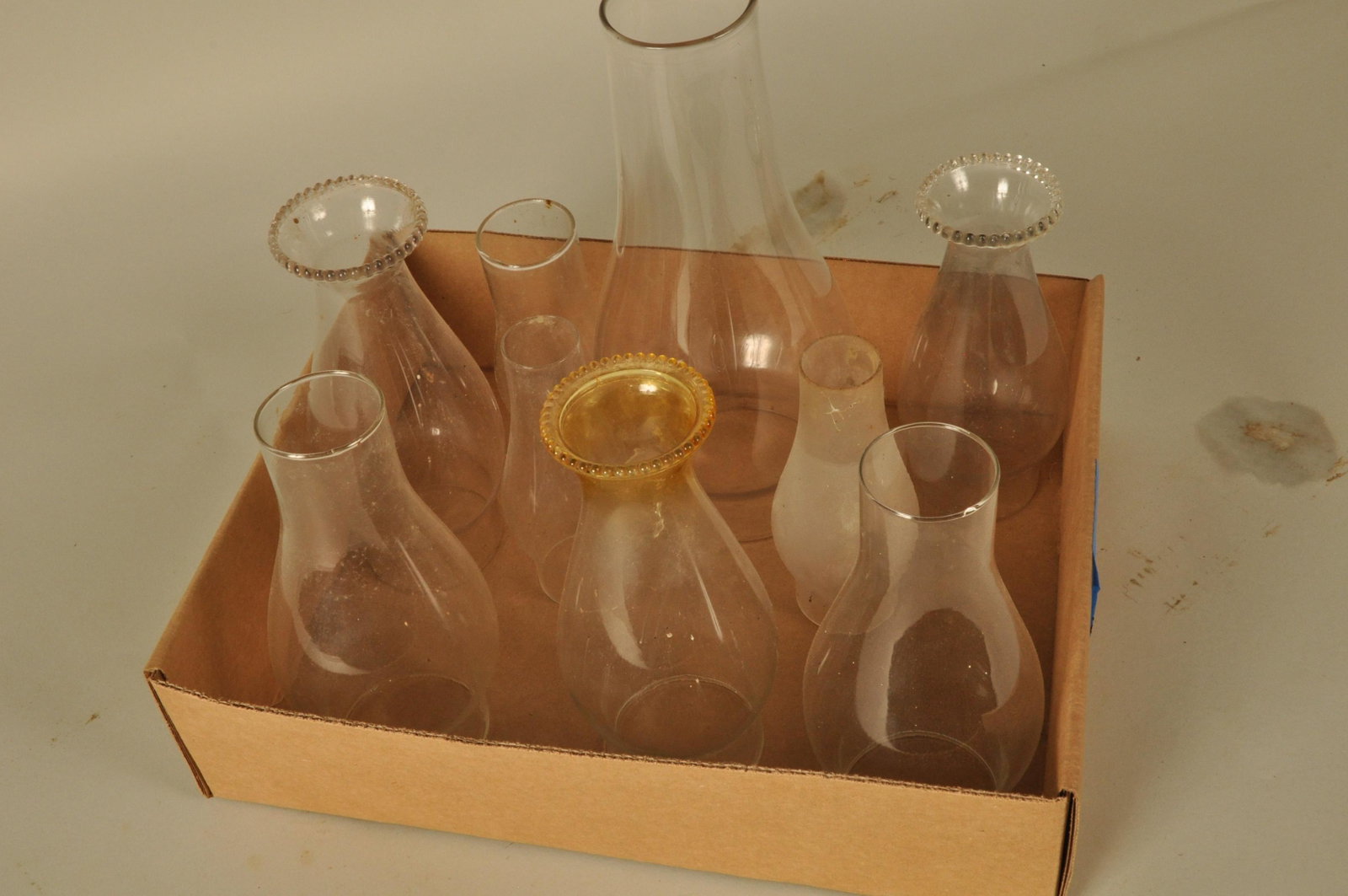 Box Lot Chimneys: Box Lot 9 Misc. Oil Lamp Chimneys