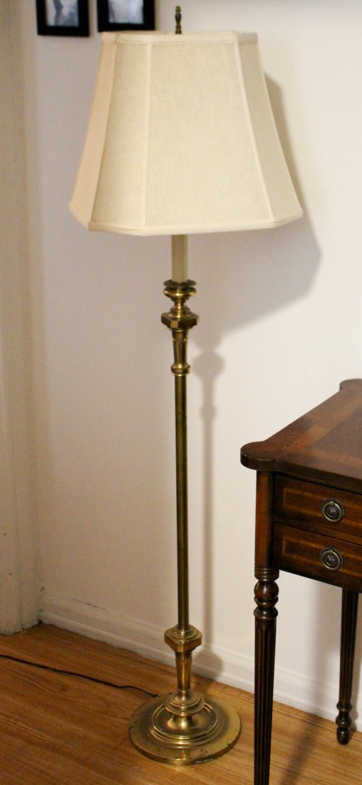 1900's ANTIQUE BRASS CANDLESTICK FLOOR LAMP (1 of 4)