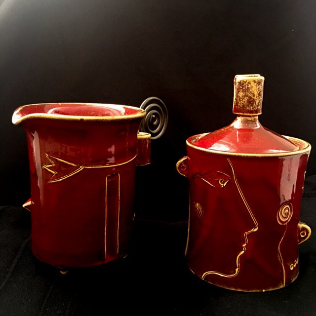 MODERN RED CREAMER AND SUGAR DISH POTTERY SIGNED (1 of 7)