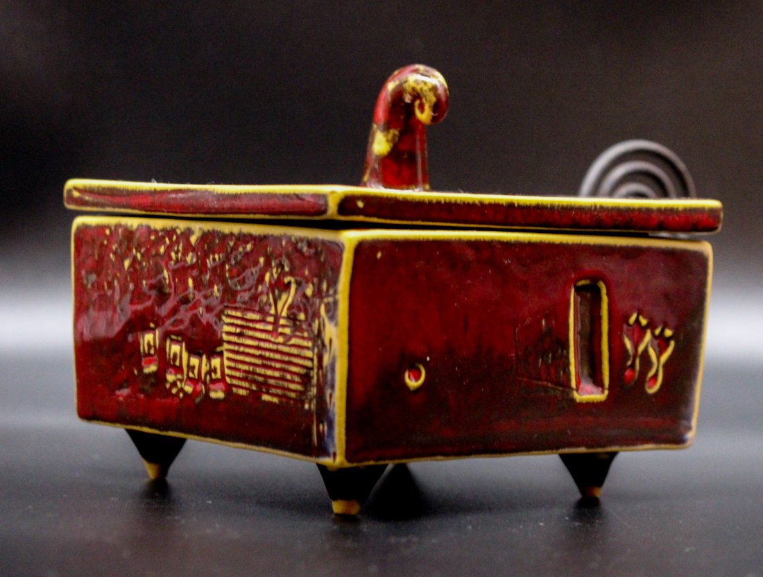 MODERN RED COVERED DISH POTTERY SIGNED (1 of 11)