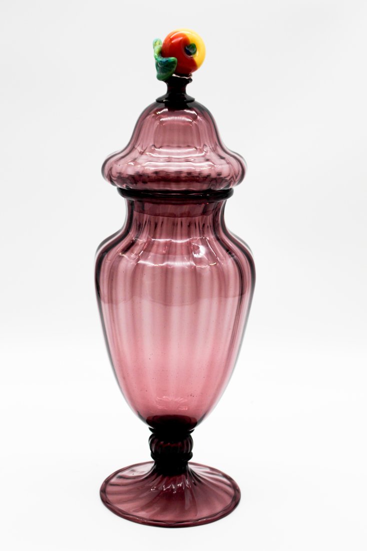 RARE STEUBEN FREDERICK CARTER AMETHYST GLASS URN (1 of 8)