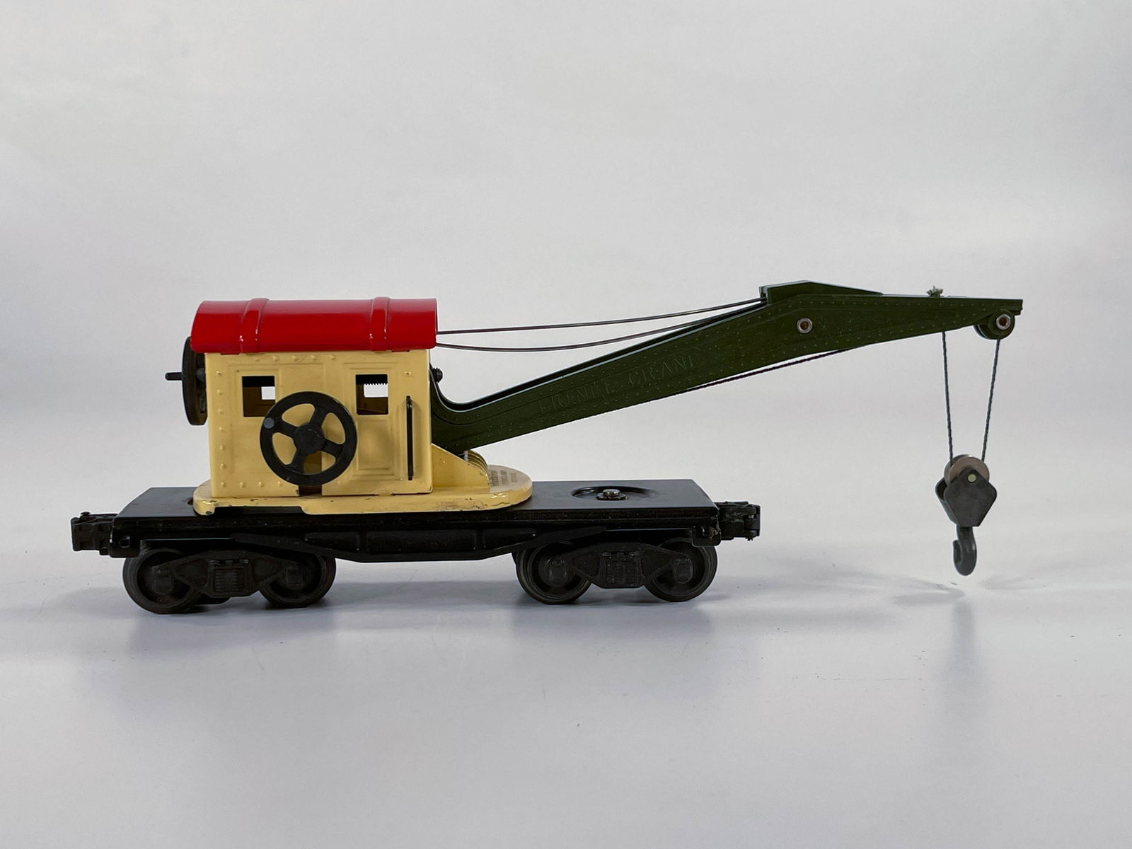 Lionel Postwar #2560 Crane Car (1 of 6)