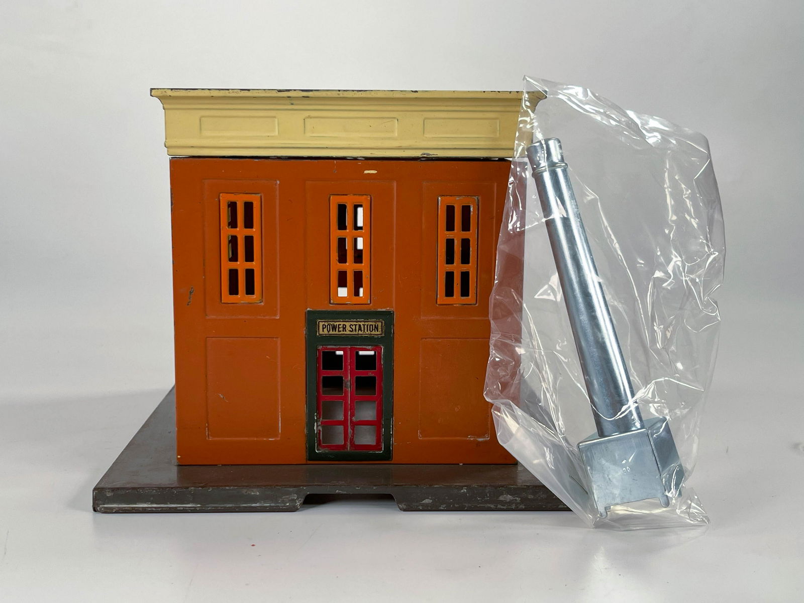 Lionel Prewar #436 Power Station (1 of 6)