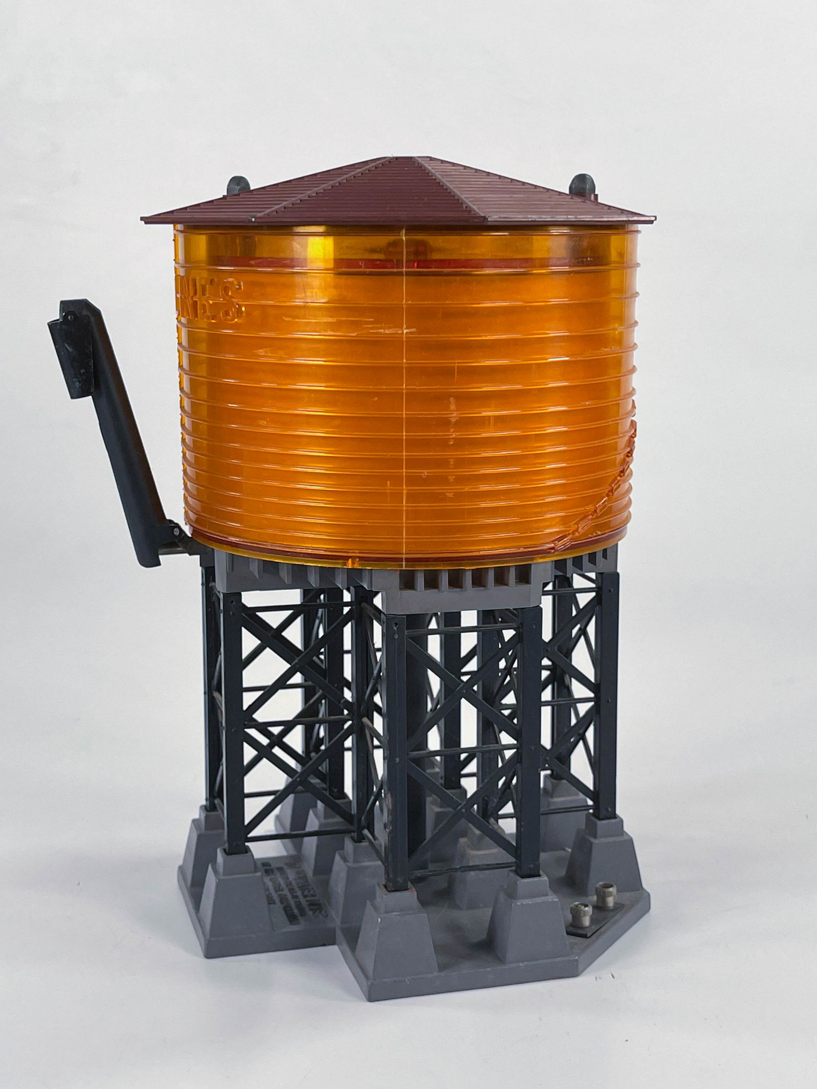 Lionel Postwar #38 Water Tower (1 of 6)