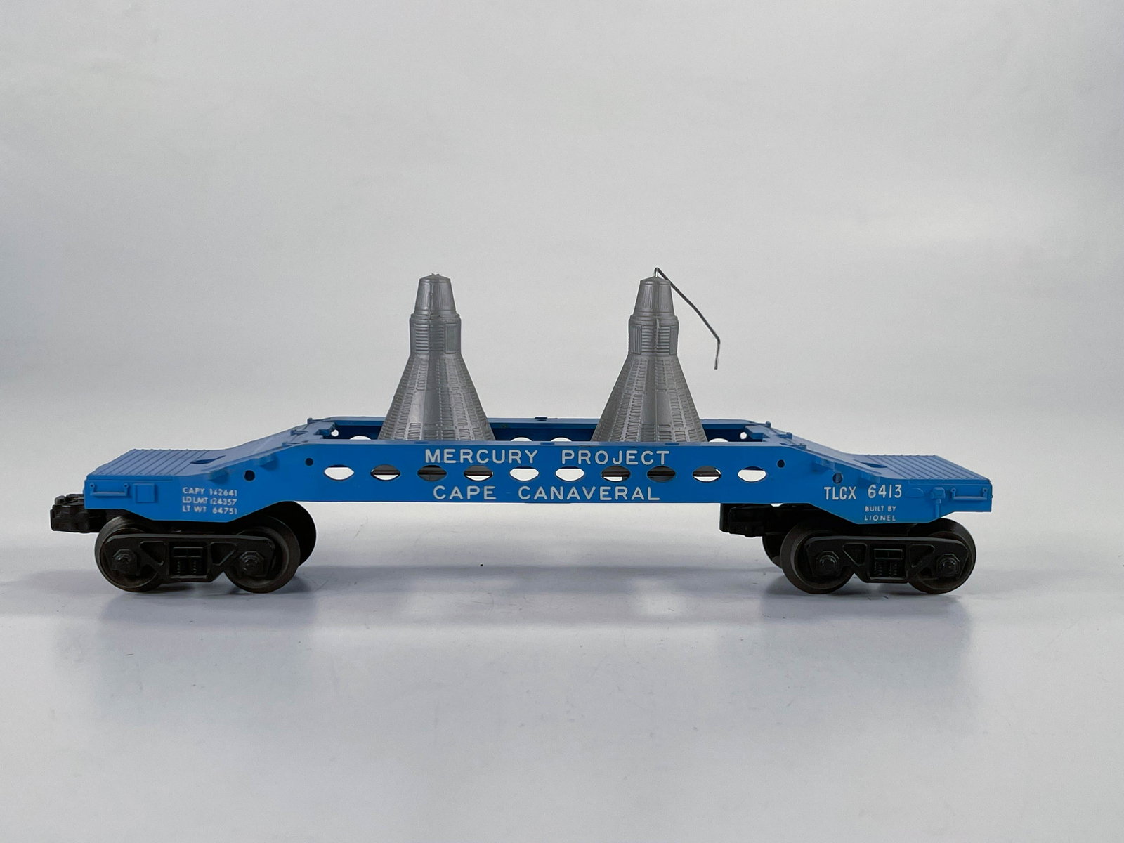 Lionel Postwar #6413 Mercury Project Capsule Car: Lionel Postwar #6413 Mercury Project Capsule Car, in C7 plus.