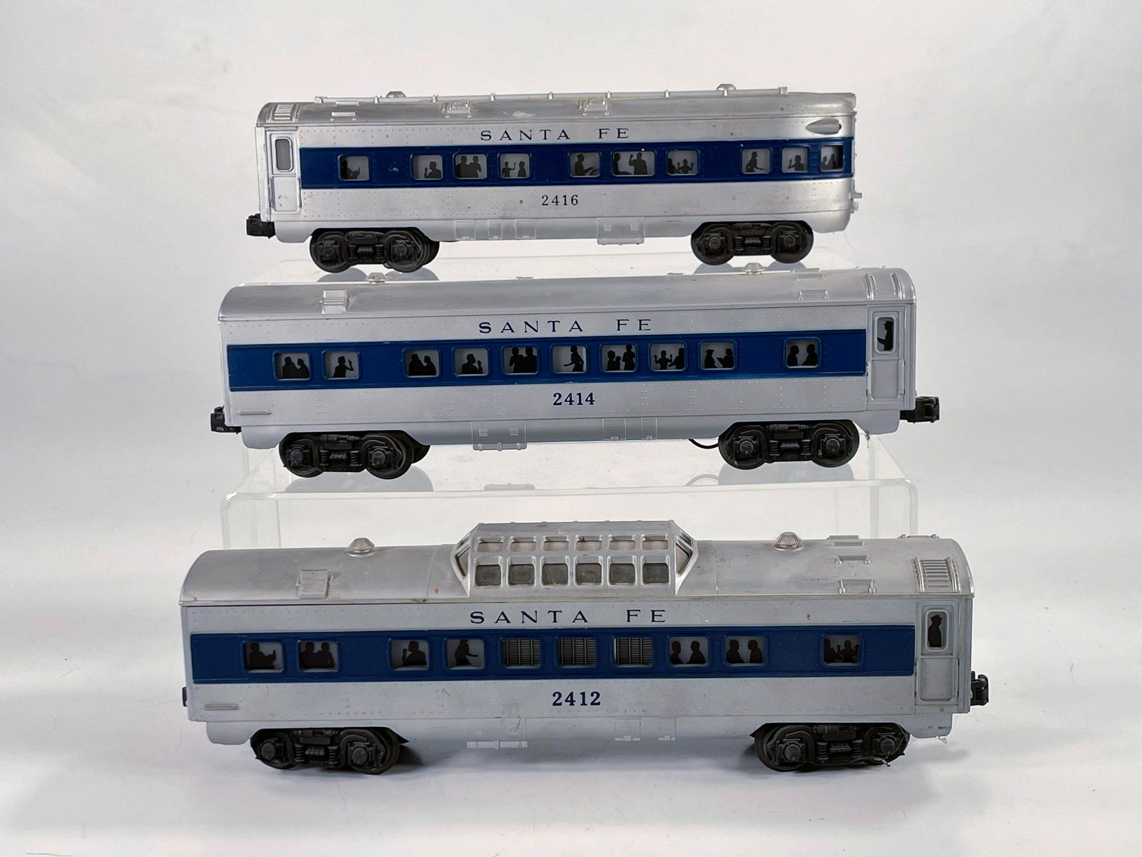 Lionel Postwar #2412, #2414 and #2416 Santa Fe (1 of 6)
