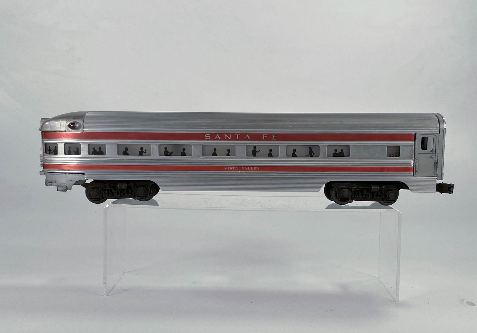 Lionel Postwar #2561 Red Stripe Santa Fe Observation: Lionel Postwar #2561 Red Stripe Santa Fe Observation Car, in C7 (see faded red stripe).