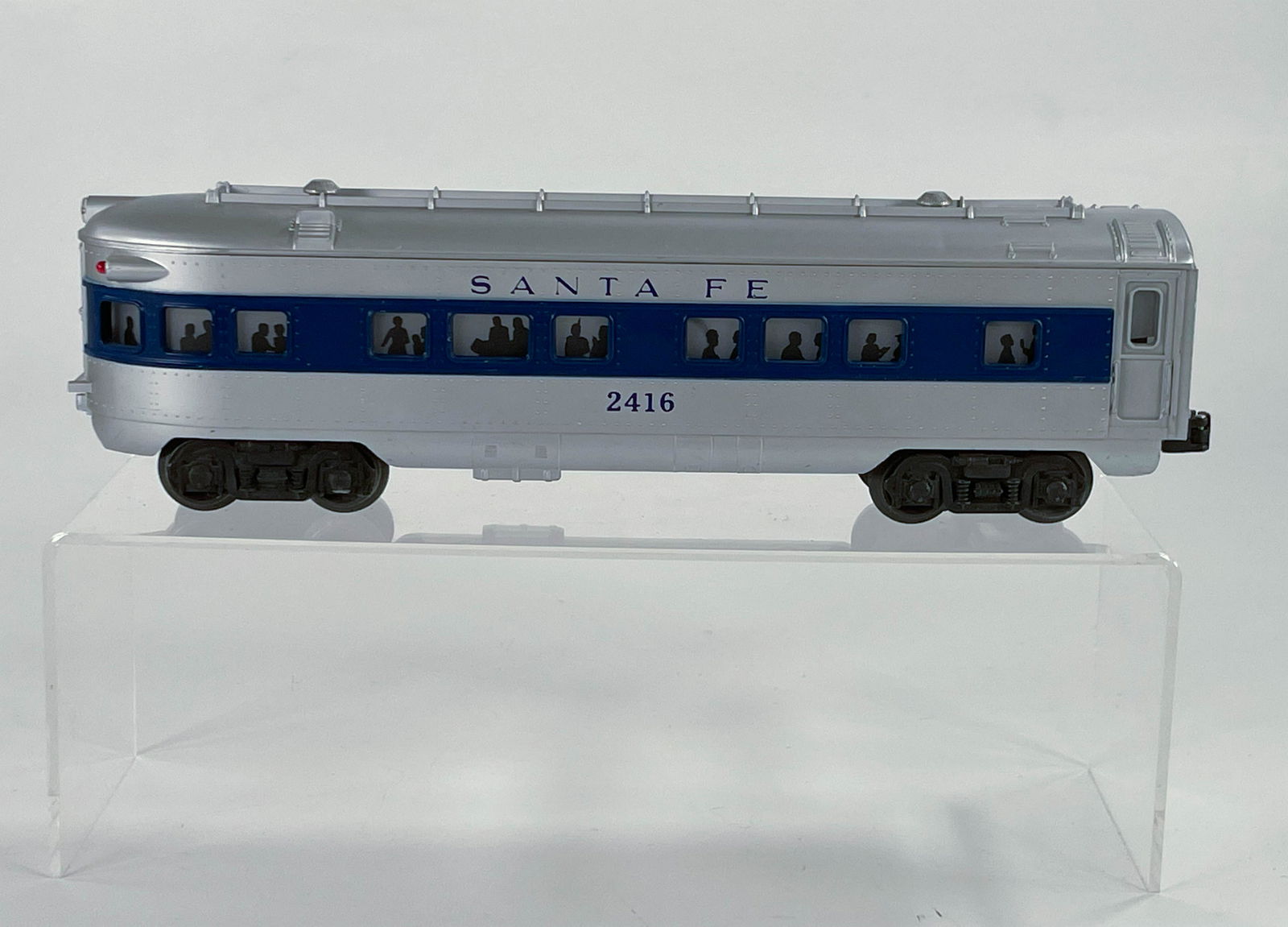 Lionel Postwar #2416 Santa Fe Blue Stripe Observation (1 of 7)