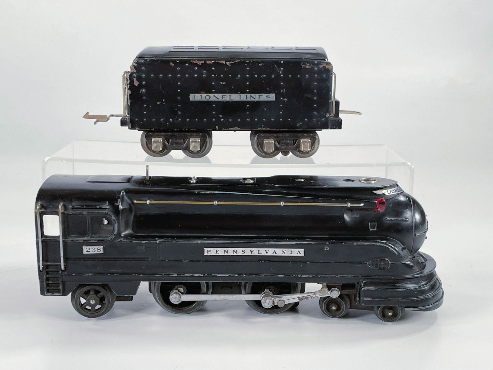 Lionel Prewar #238 Black Torpedo with #265W Black (1 of 7)