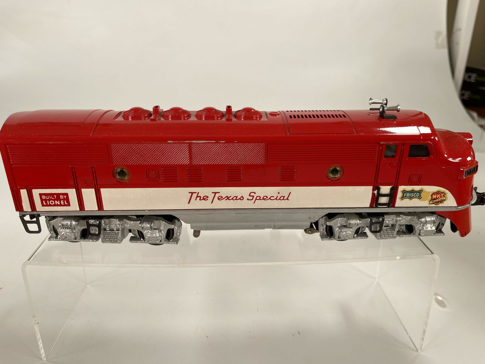 Lionel Postwar #2245 Texas Special AB, with Boxes (1 of 15)