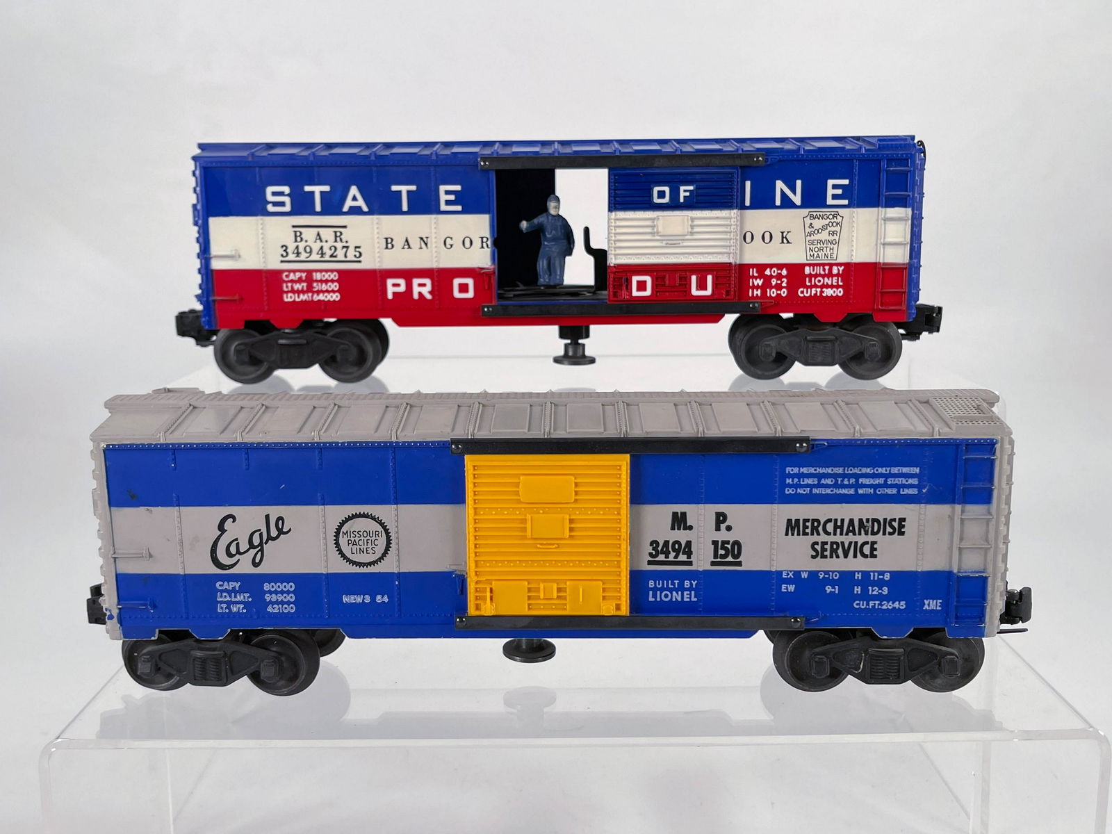 Lionel #3494-275 State of Maine Operating Box Car and (1 of 6)
