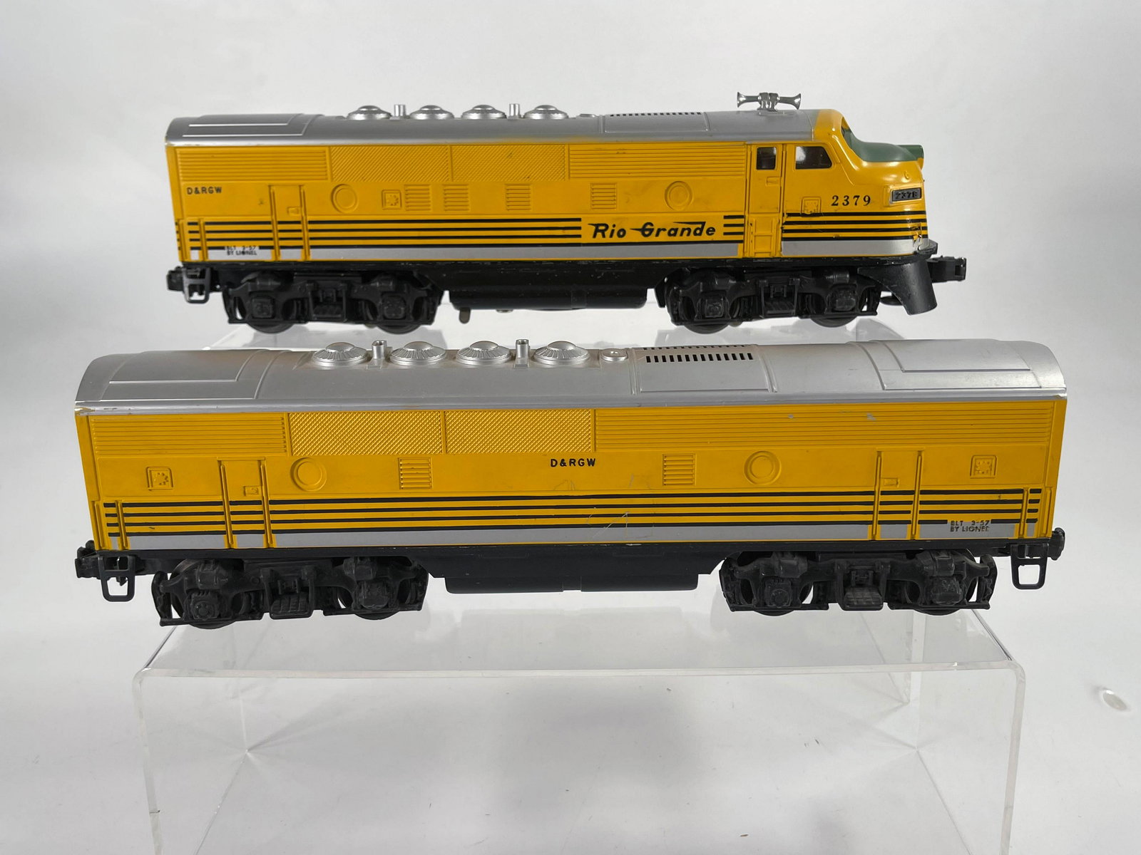 Lionel #2479 AB Rio Grande Units, with the #2479 A (1 of 6)
