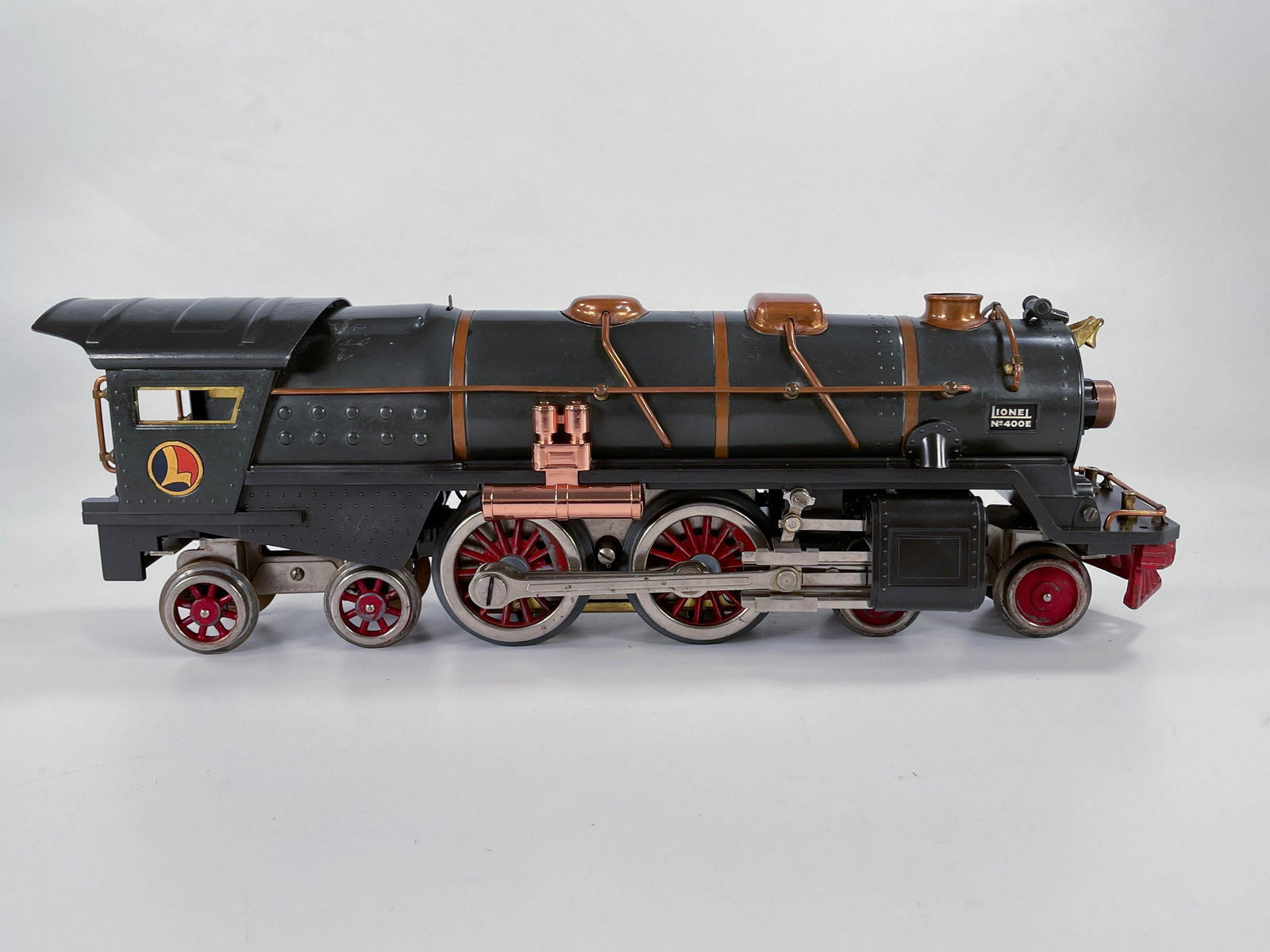 Lionel #400E Gray Loco and #400E Gray Tender, in (1 of 14)