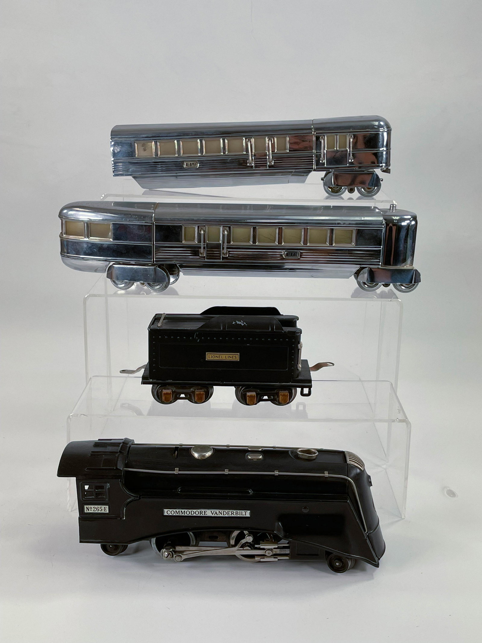 Lionel Prewar O Gauge #265E Silver Streak Set, with (1 of 6)