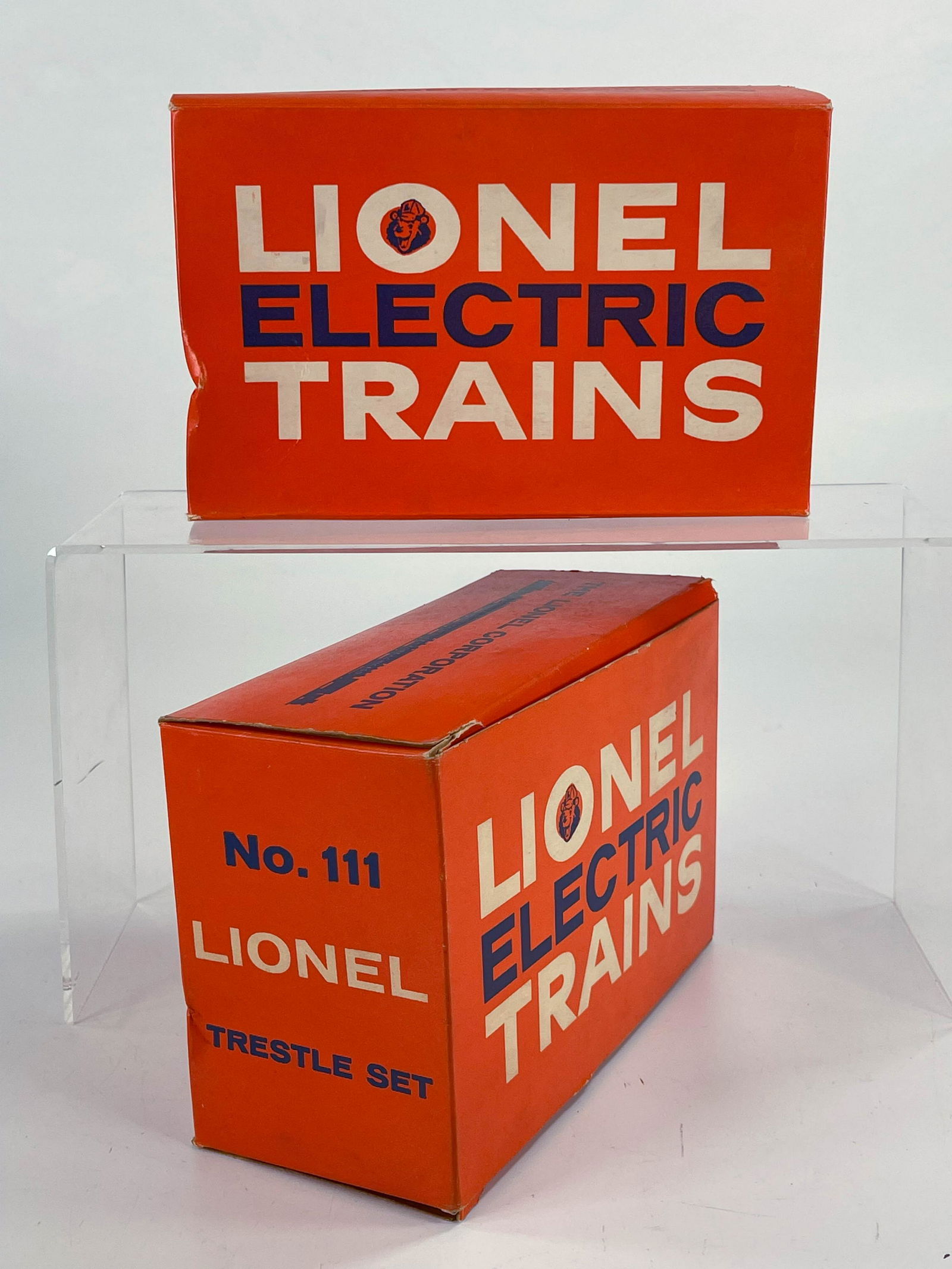 Lionel Postwar #111 Trestle Set X 2, with Original (1 of 6)