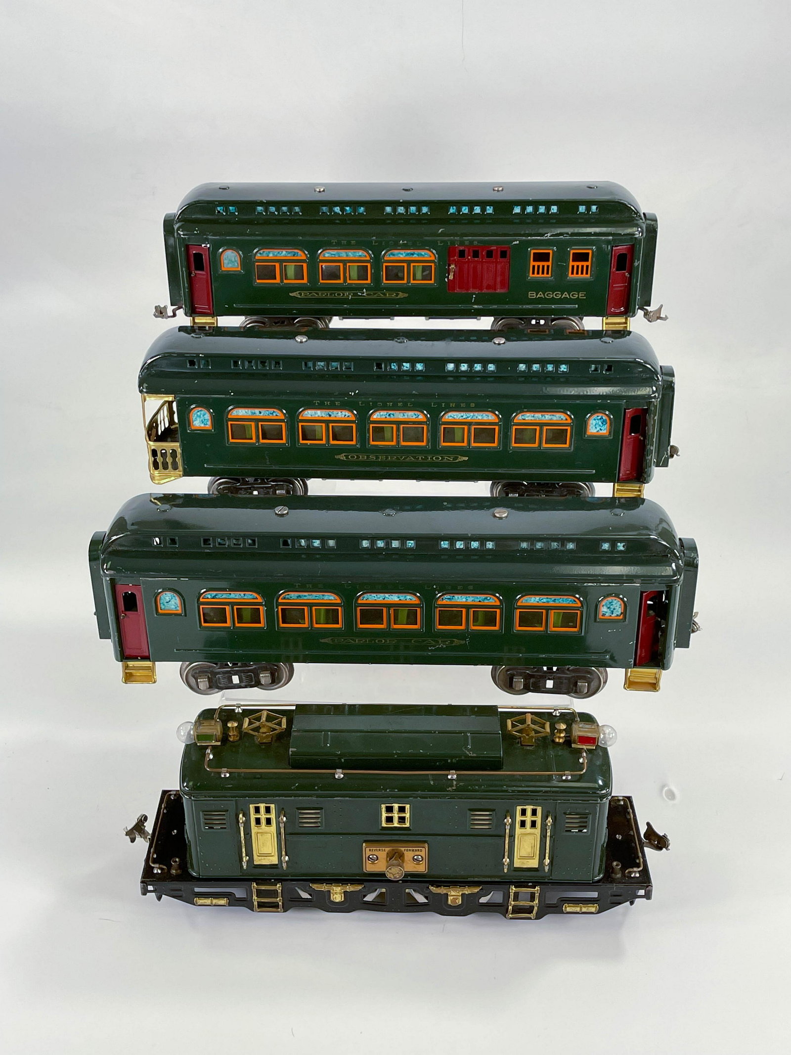 Lionel Prewar Standard Gauge #9 Green Electric Loco, (1 of 17)