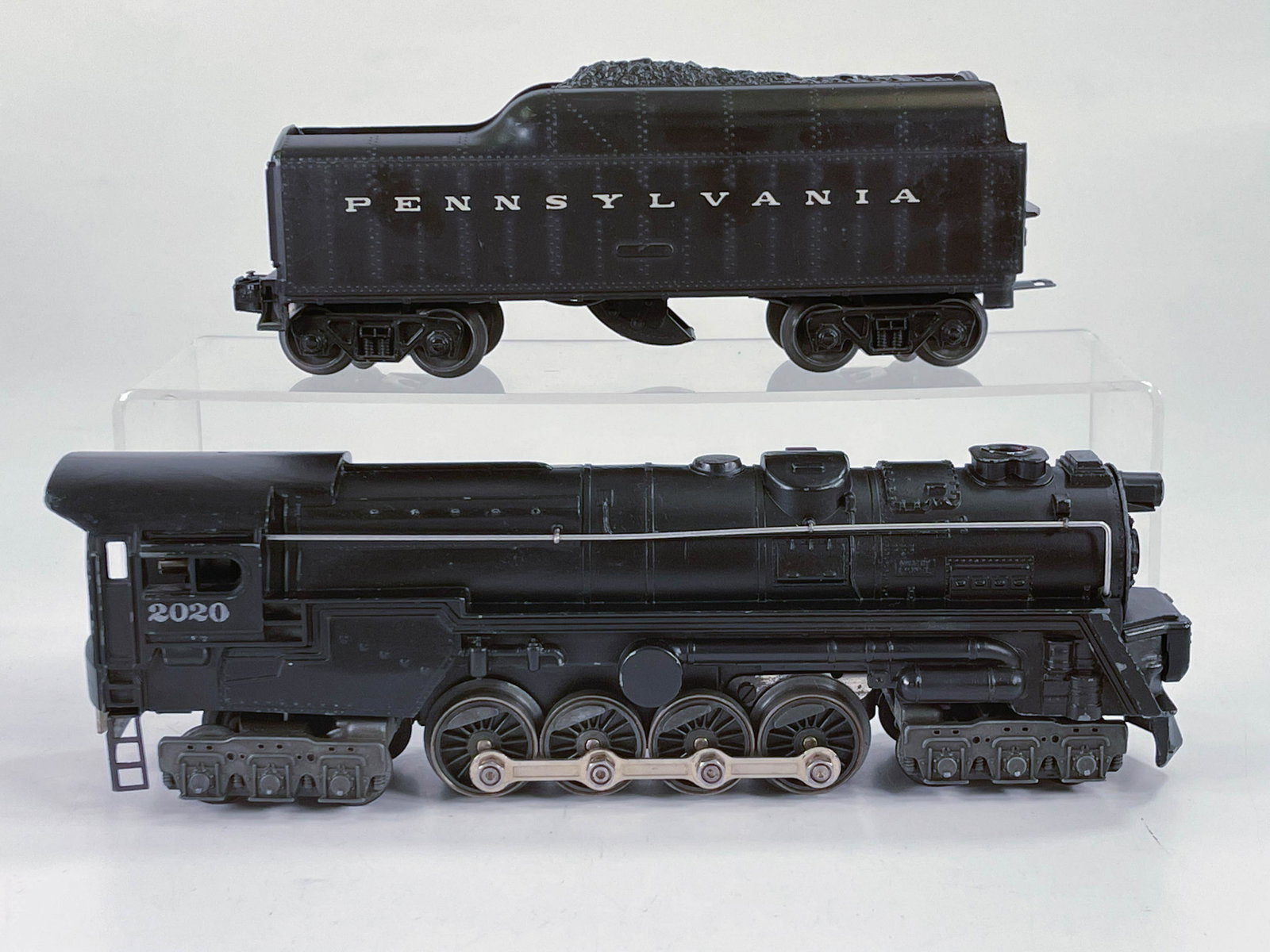 Lionel Postwar #2020 Black Loco and Black Pennsylvania: Lionel Postwar #2020 Black Loco and Black Pennsylvania Tender, with Loco and Tender in overall C7.