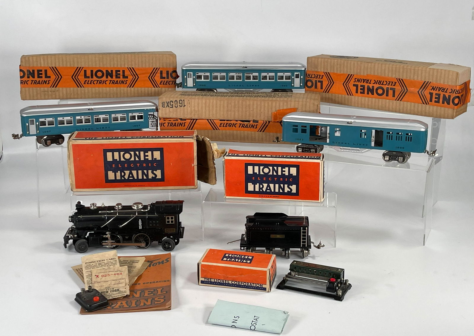 Lionel Prewar O Gauge Uncatalogued Set #5206E, with (1 of 20)