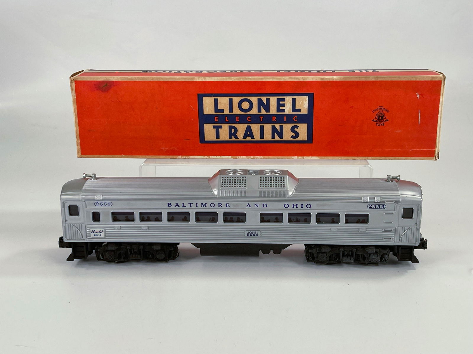 Lionel Postwar #2559 Bud Commuter Passenger Car, with (1 of 9)