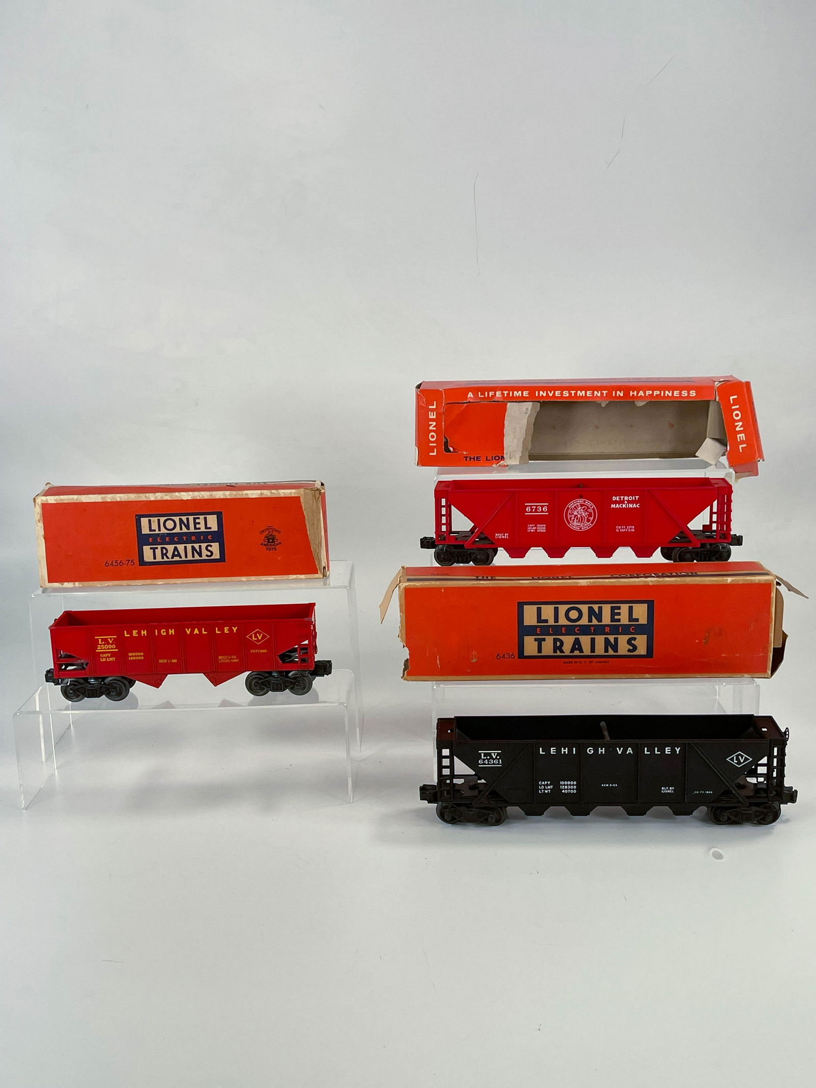 Lionel Postwar #6436 Lehigh Valley Black Hopper Car, (1 of 11)