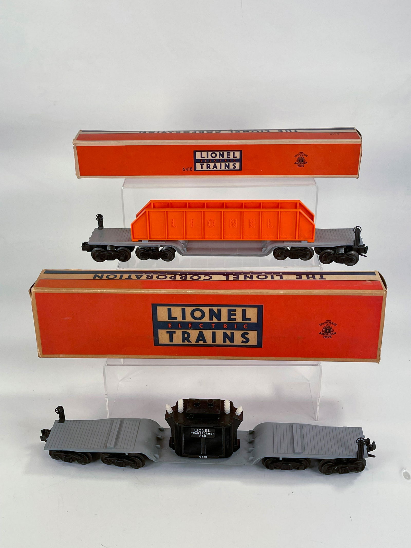 Lionel Postwar #6418 Machinery Car and #6518 (1 of 9)