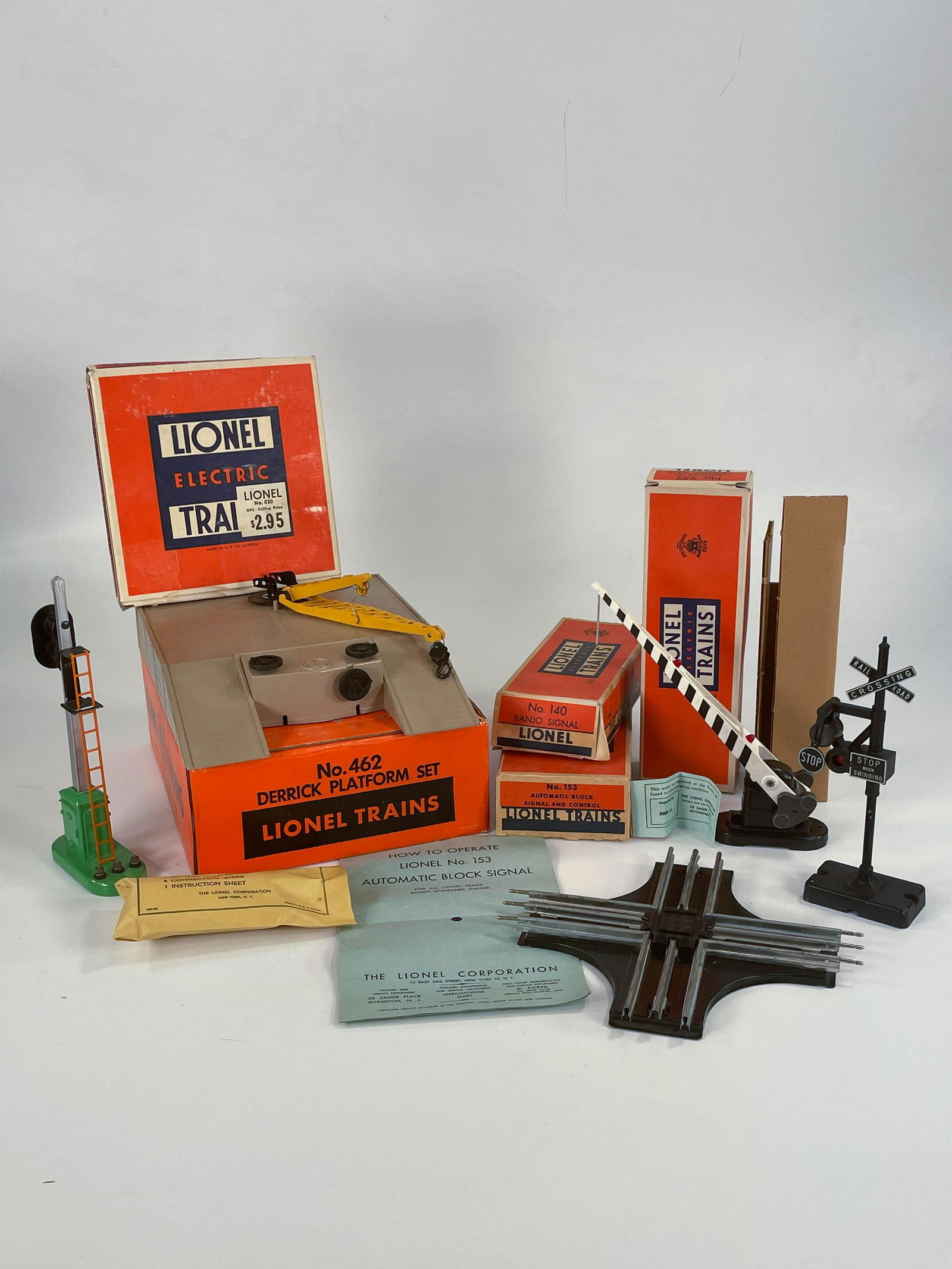 Lionel Postwar #462 Derrick Platform Set, #252 (1 of 17)
