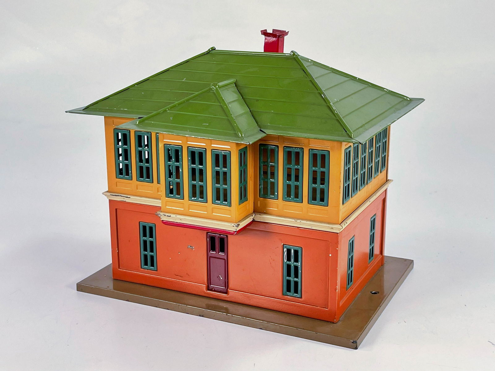 Lionel Prewar #437 Switch Signal Tower in early colors (1 of 6)