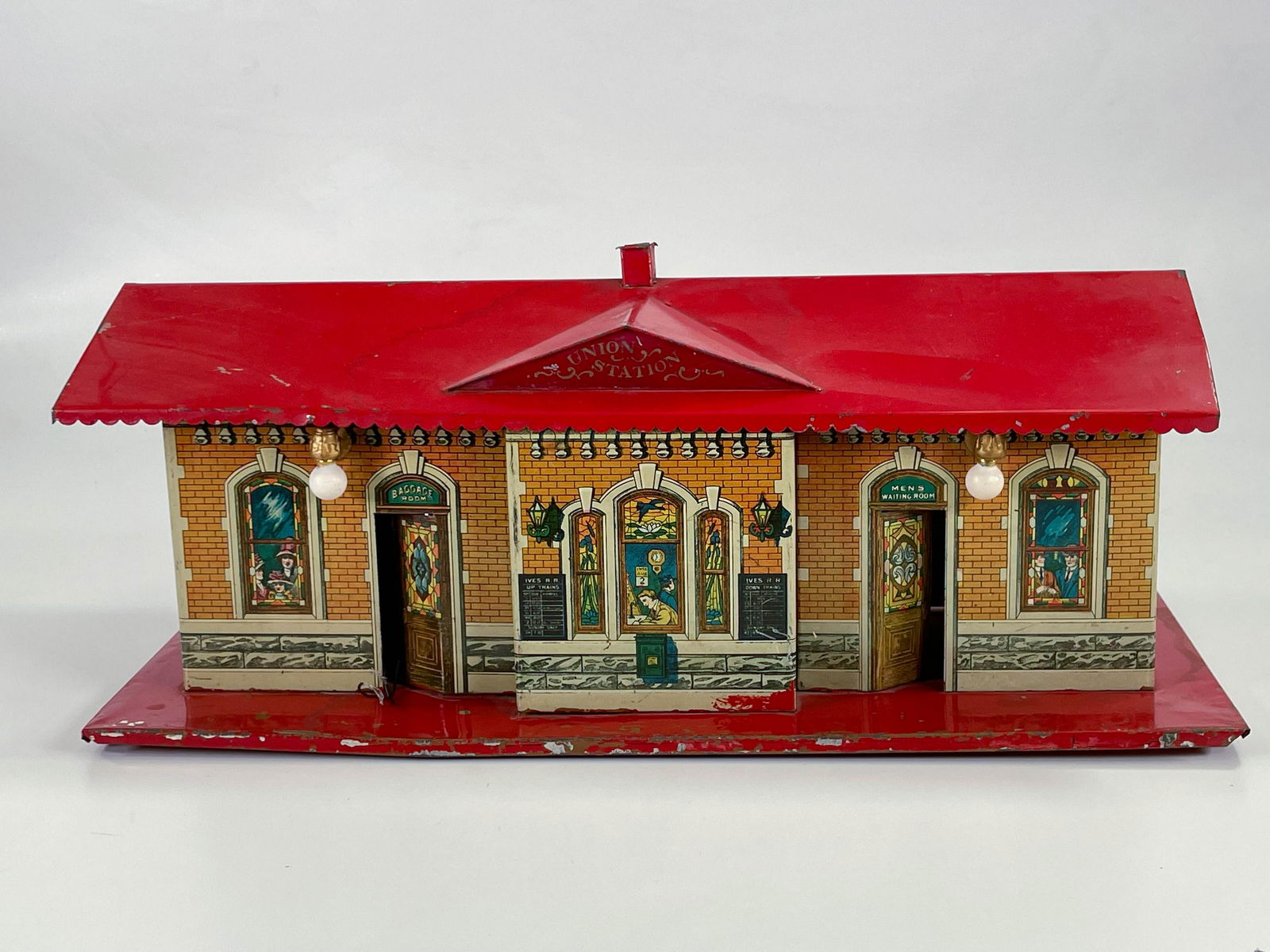 Ives Prewar #116 Station (1 of 6)